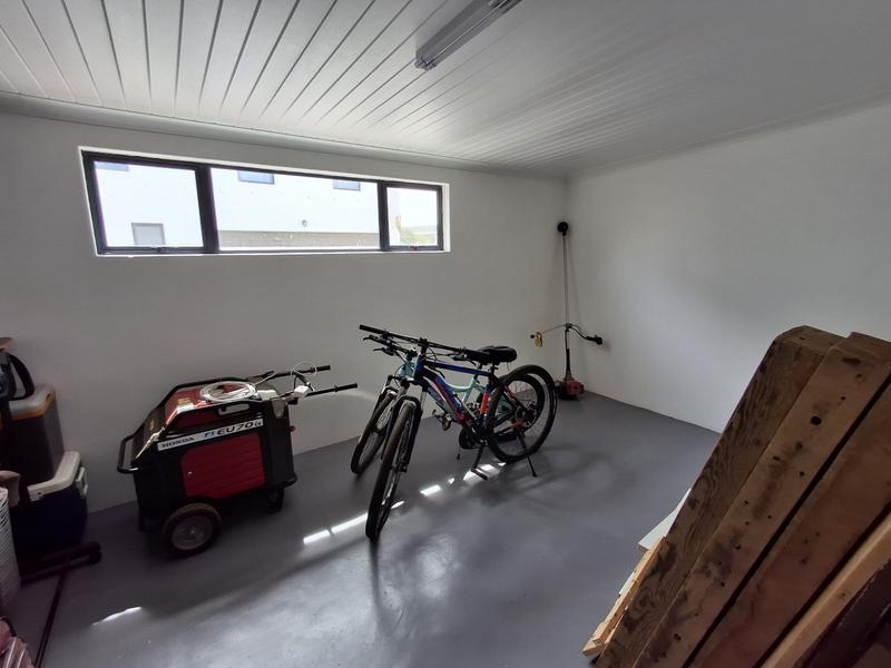 4 Bedroom Property for Sale in Duyker Eiland Western Cape